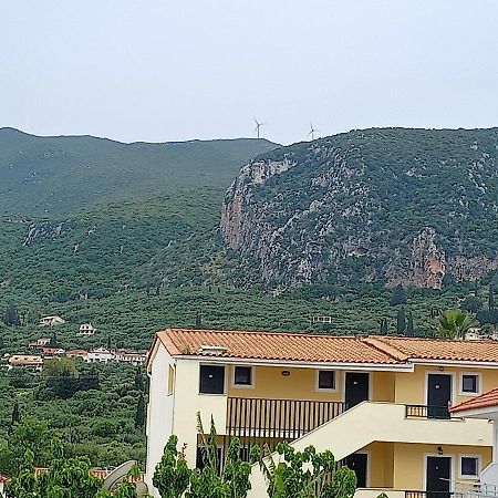 Almiriki Studios & Apartments Alykes  Ngoại thất bức ảnh